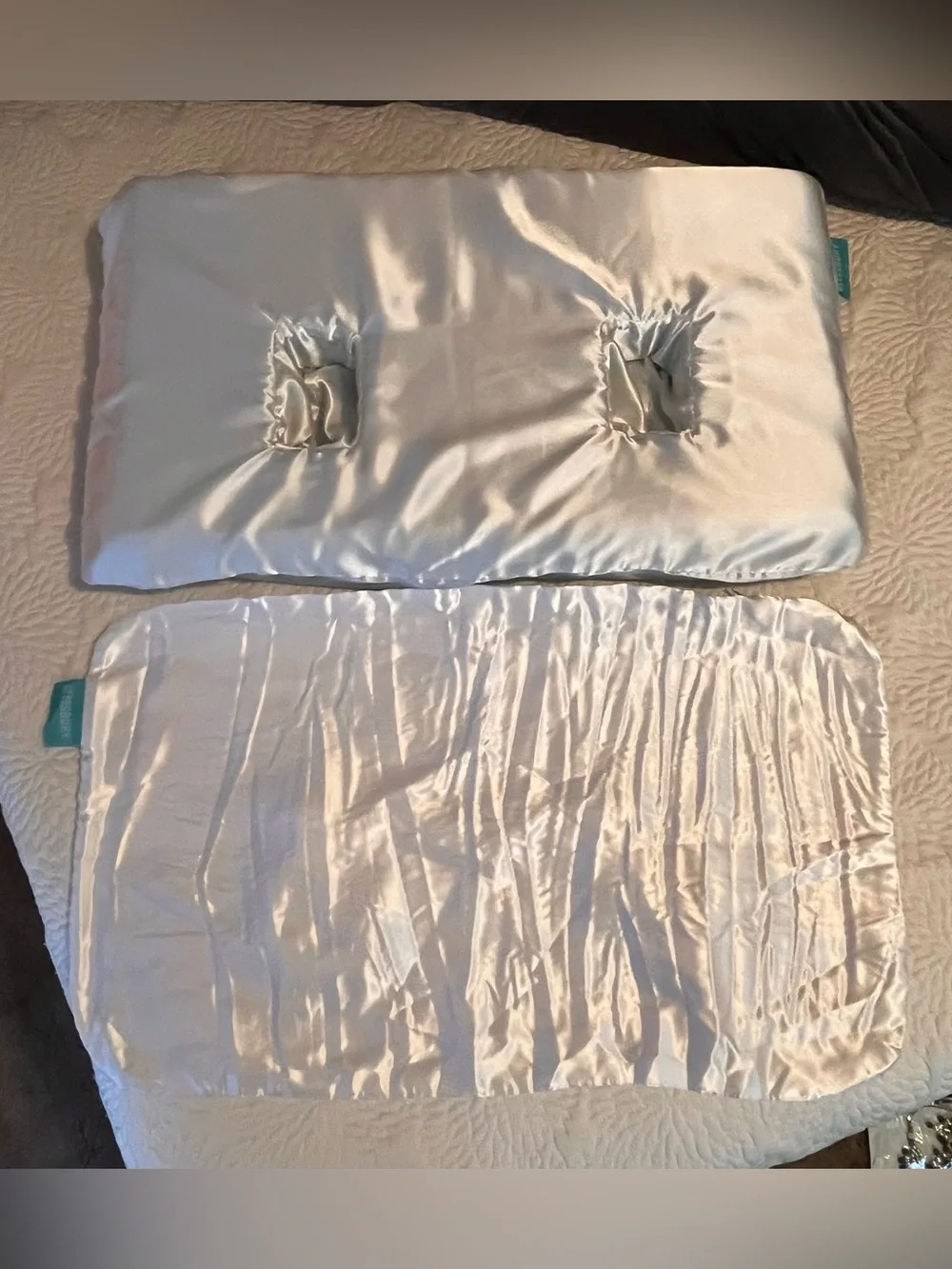 Blissbury Ear Piercing Pillow - Satin - EUC